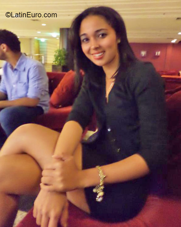 Date this young Brazil girl Rayssa from Brasilia BR9203