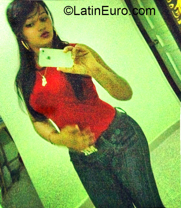 Date this beautiful Dominican Republic girl Lorany from Santiago DO22002