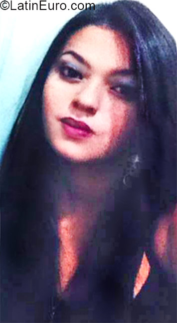 Date this fun Brazil girl Ana Paula from Barueri BR9207