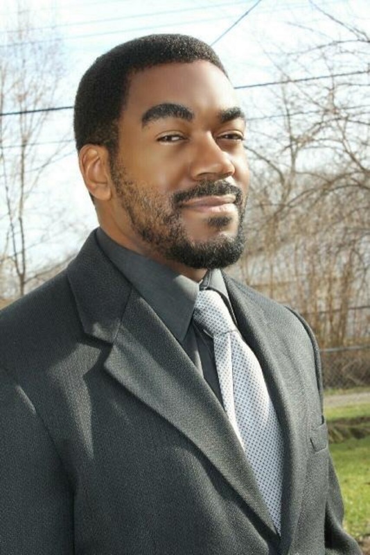 Date this georgeous United States man JudahG from Gary US15890