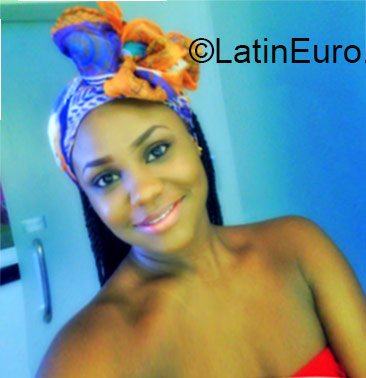 Date this foxy Jamaica girl Tress from St Ann JM2092