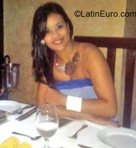 Date this gorgeous Honduras girl Karen from La Ceiba HN1483