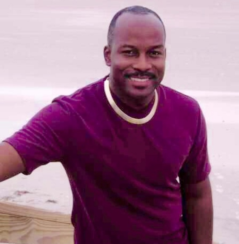 Date this delightful United States man Jeffrey from Cary US15992