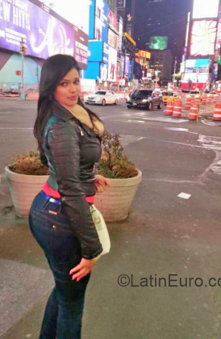 Date this beautiful Dominican Republic girl Josefina from Mao DO21784