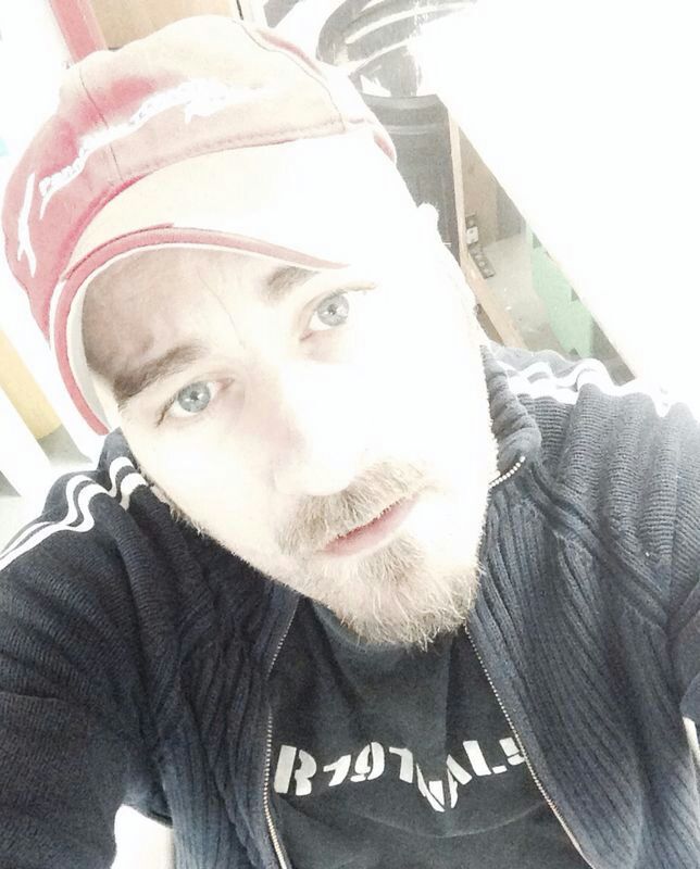 Date this athletic United Kingdom man Steve from Brighton GB803
