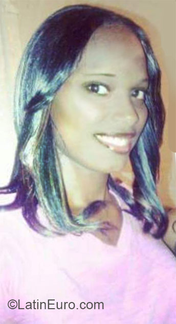 Date this young Jamaica girl Lisa from Kingston JM2024
