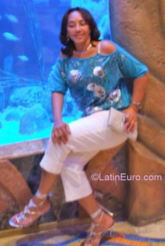 Date this hot Dominican Republic girl Tifa from Puerto Plata DO22034