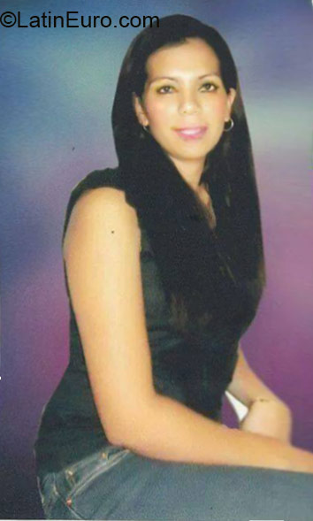 Date this fun Philippines girl Mehegie from Davao City PH772