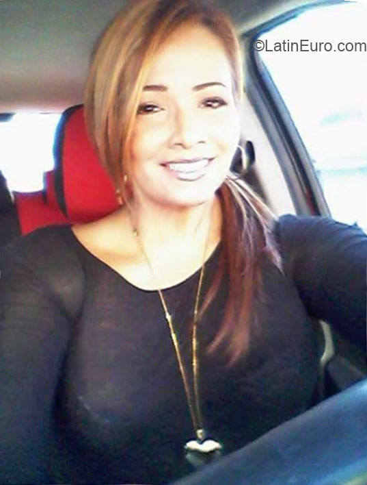 Date this tall Colombia girl Lilysam from Barranquilla CO17410