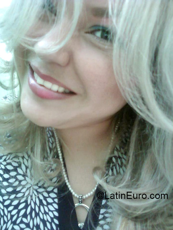 Date this hard body Honduras girl Carmen from San Pedro Sula HN1526