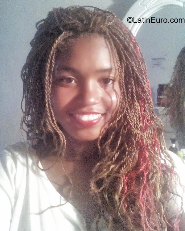 Date this pretty Jamaica girl Too-cute-king from Kingston JM2061