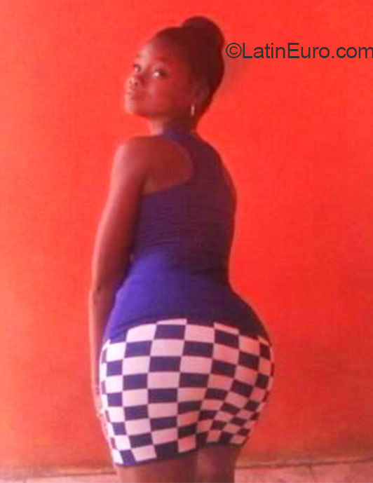 Date this stunning Jamaica girl Tanisha from Kingston JM2064