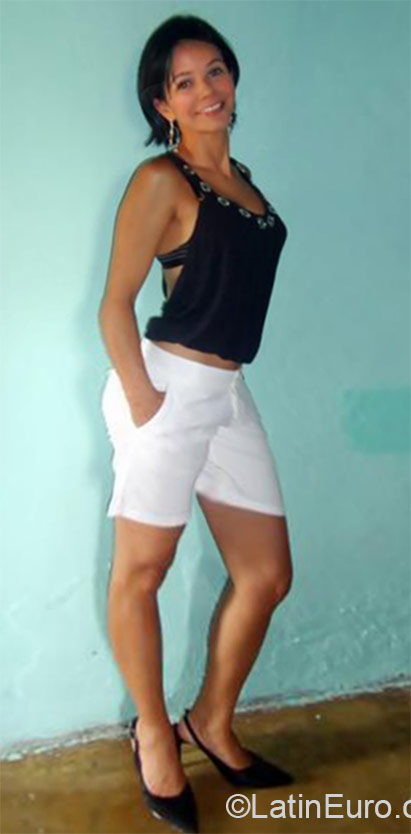 Date this tall Brazil girl Ledilena from Ipatinga BR9336