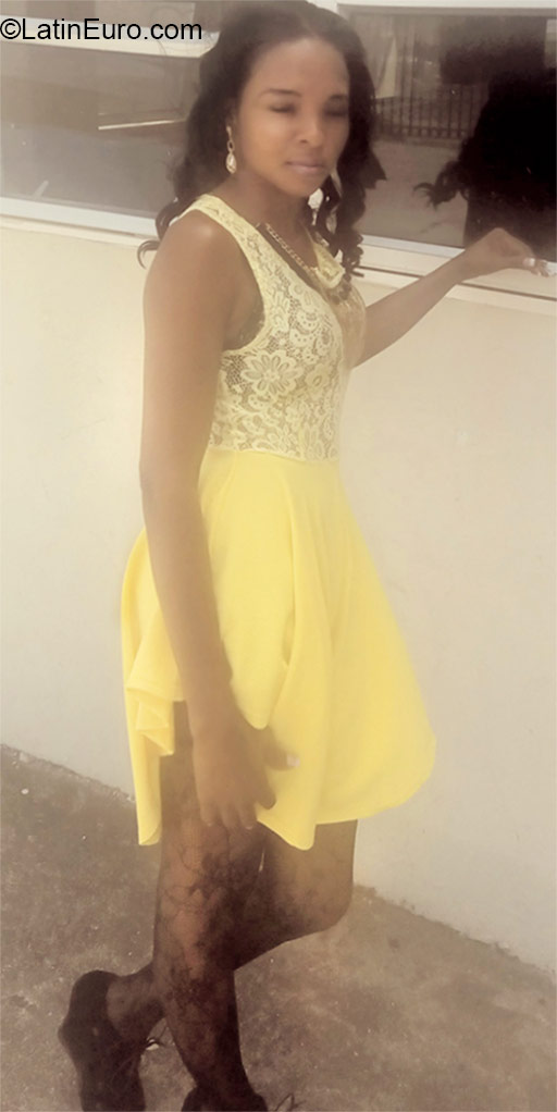 Date this pretty Jamaica girl Tamisha from Kingston JM2085