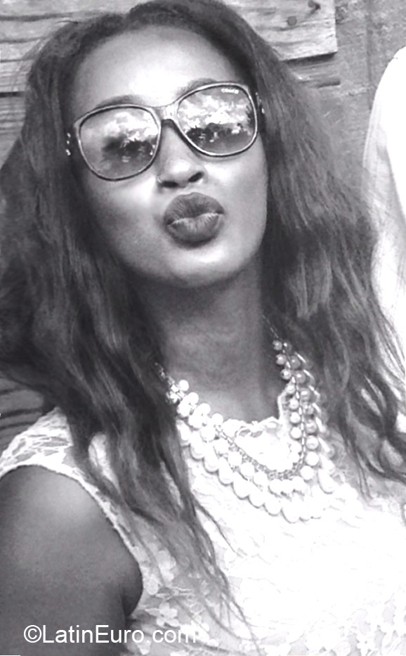 Date this funny Jamaica girl Naomi from Kingston JM2069