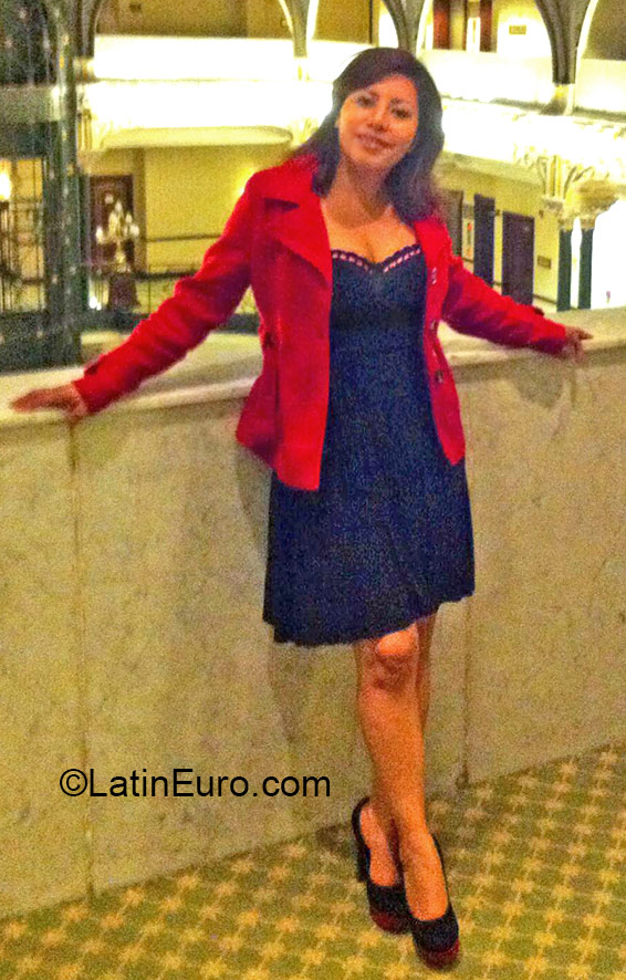 Date this funny Mexico girl Mary from Mexico City MX1422