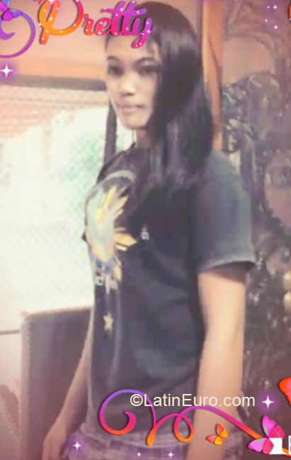 Date this delightful Philippines girl Maria from Bais PH787