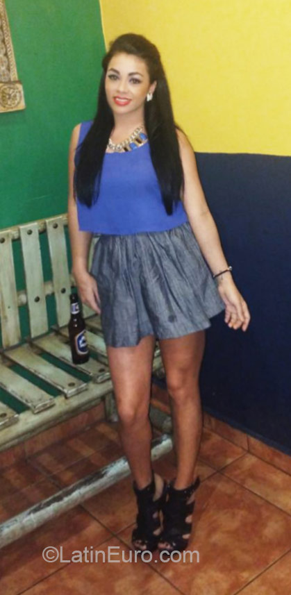 Date this cute Honduras girl Carolina from Tegucigalpa HN1563