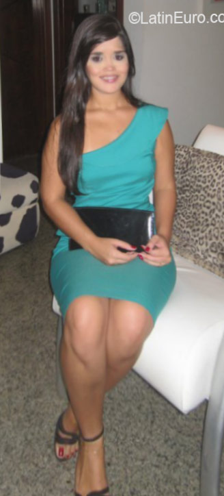 Date this cute Brazil girl Rena from Natal BR9374