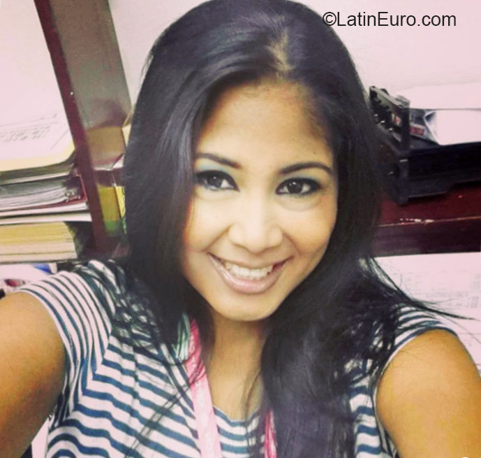 Date this charming Panama girl Fatima from Panama City PA639