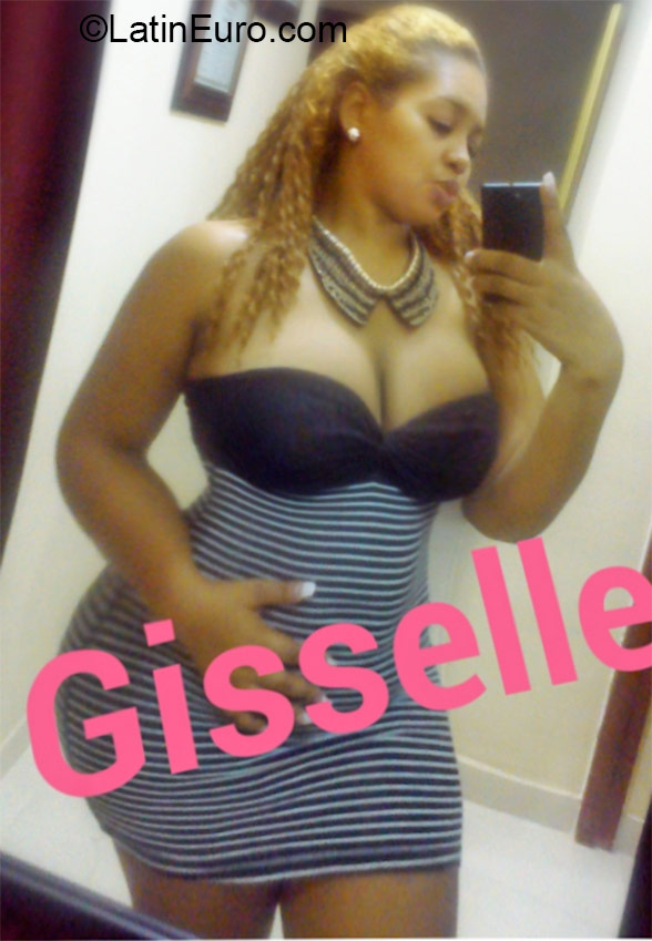 Date this cute Dominican Republic girl Gisselle from Santo Domingo DO22748