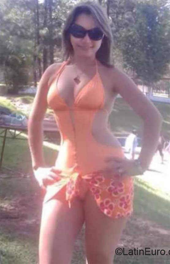 Date this good-looking Honduras girl Seydi from Tegucigalpa HN1599