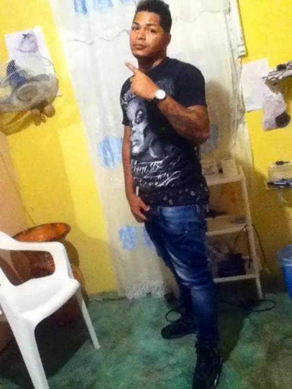 Date this nice looking Dominican Republic man Victor manuel from Sampedro De Macoris DO22965