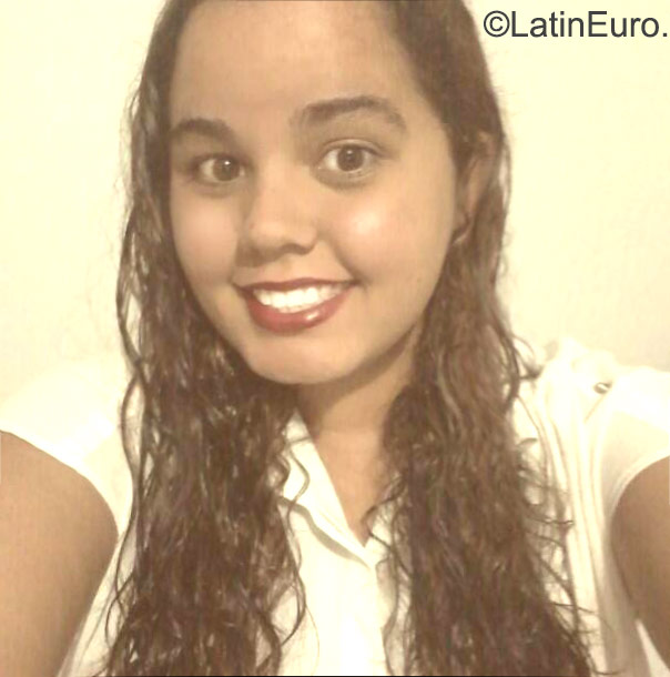 Date this stunning Brazil girl Ana from Rio Das Ostras BR9434