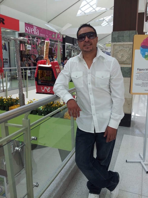 Date this athletic United States man Rafael29 from Philadelphia US16404