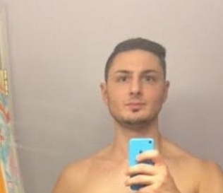 Date this hot United States man Kgreco8791 from Boston US16410
