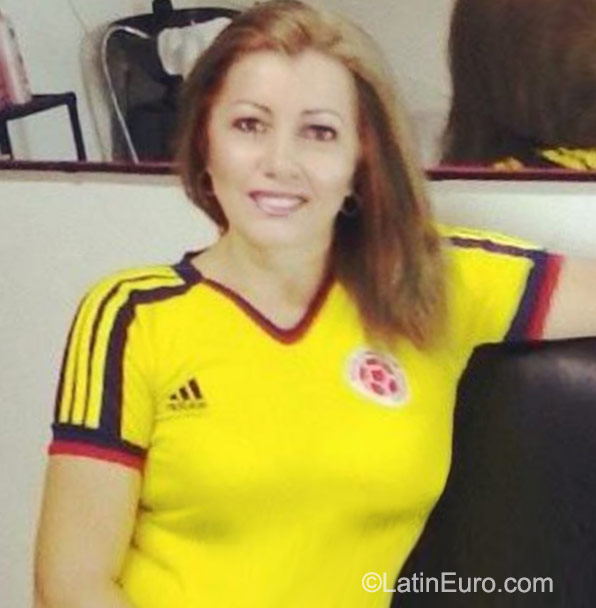 Date this beautiful Colombia girl Mary40luz from Bogota CO17983