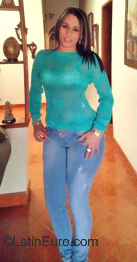 Date this lovely Colombia girl Luz from Medellin CO17984