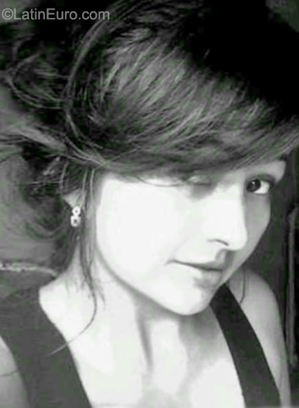 Date this hot Honduras girl Isis from Tegucigalpa HN1690