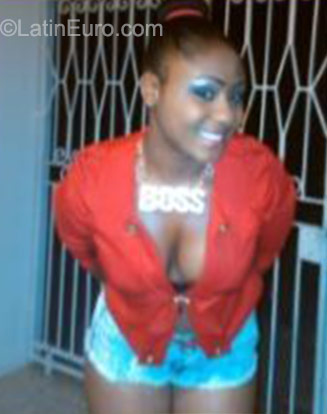 Date this young Jamaica girl Vanessa from Kingston JM2145