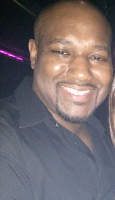 Date this pretty United States man Raymond from Roosevelt US16493