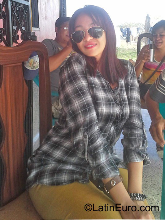 Date this delightful Honduras girl Paty from Tegucigalpa HN1738