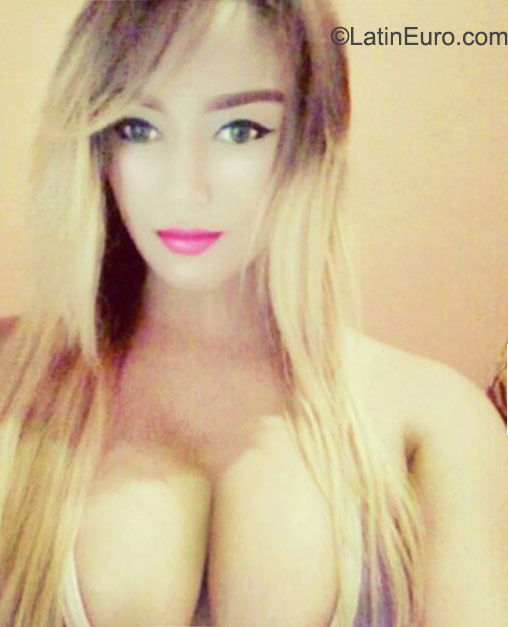 Date this nice looking Honduras girl Mabelin from Tegucigalpa HN1761