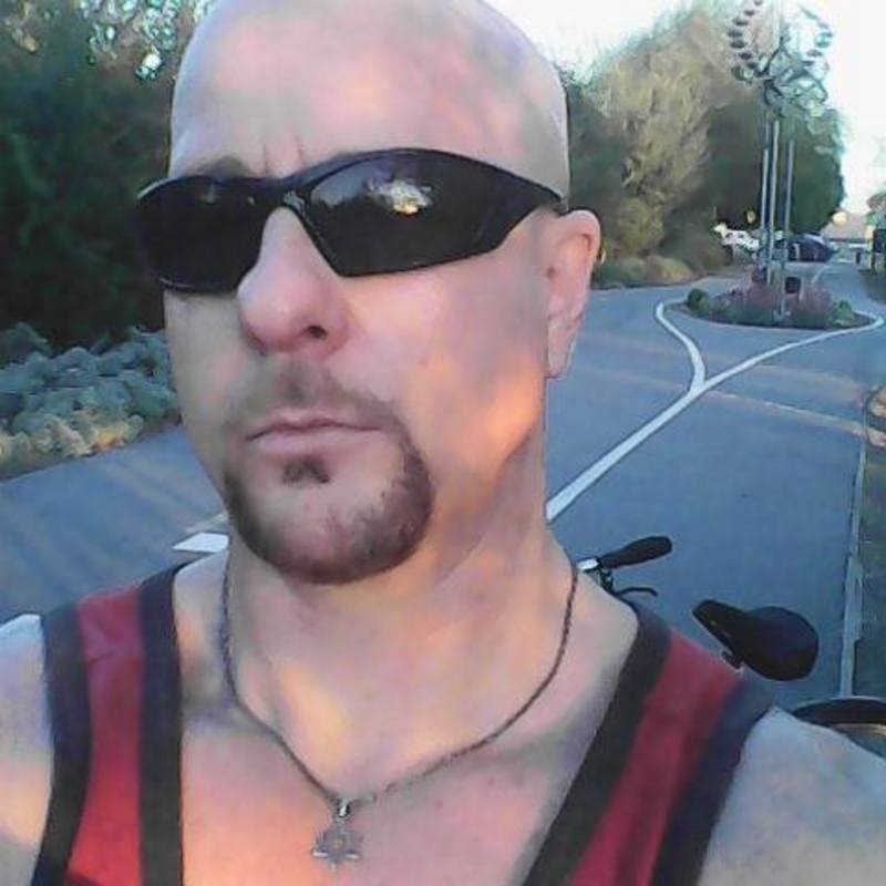 Date this hard body United States man Michael from Whittier US16607