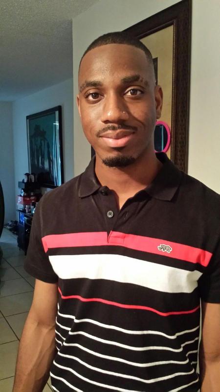 Date this athletic United States man El from Pembroke Pines US16663
