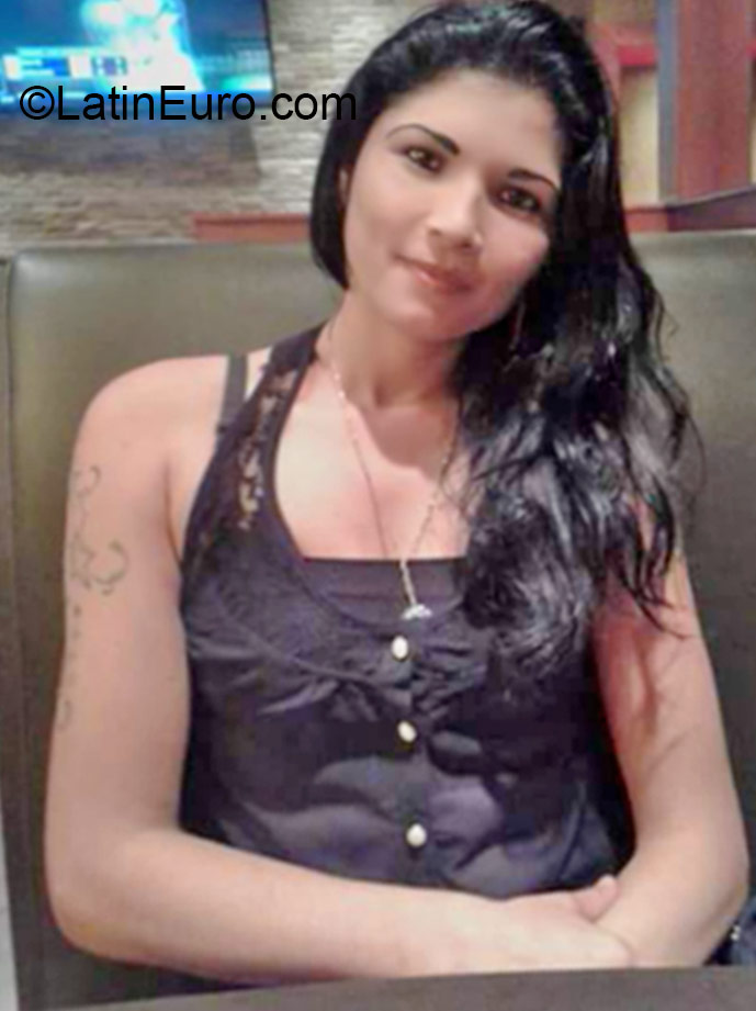 Date this hot Panama girl Maribel from Panama City PA752