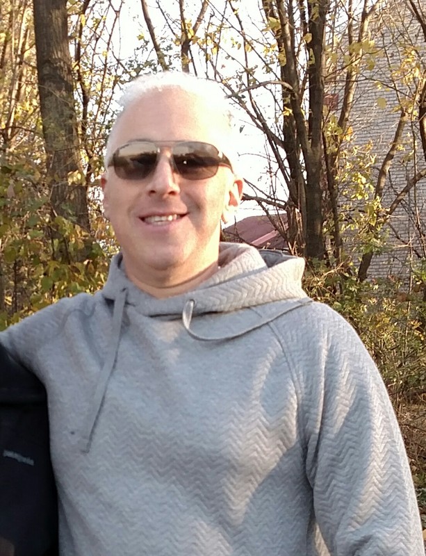 Date this hard body United States man Scott from Boston US16736