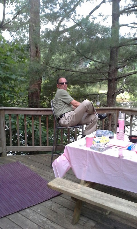 Date this georgeous United States man Necitoa from Woodbridge US16786