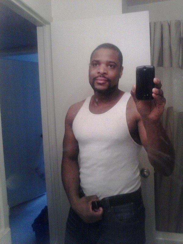 Date this athletic United States man Terrill from Belleville US16868