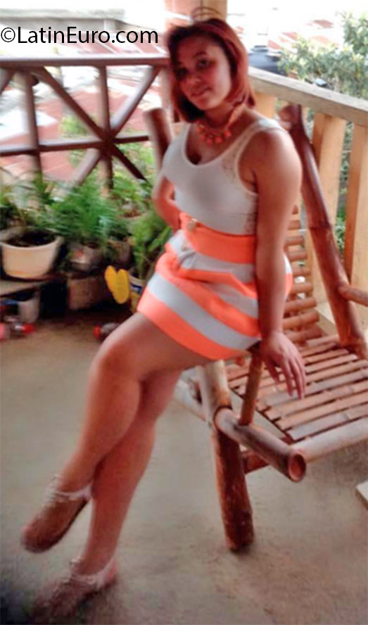 Date this funny Dominican Republic girl Stefany from Santo Domingo DO24646
