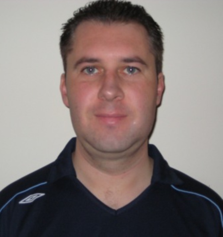 Date this young United Kingdom man Dickon from Gillingham GB857