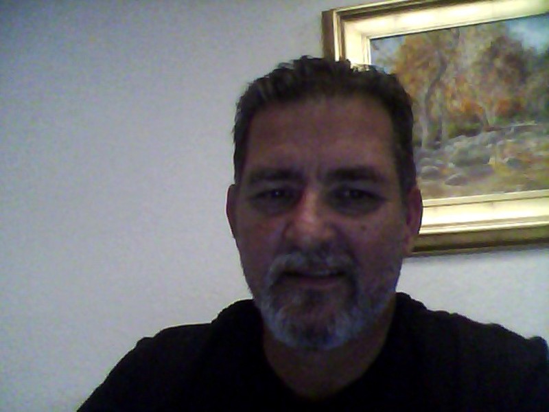 Date this georgeous United States man JhugHuggins from Barstow US17083