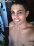 hot Brazil man Tom from Vitoria BR9607