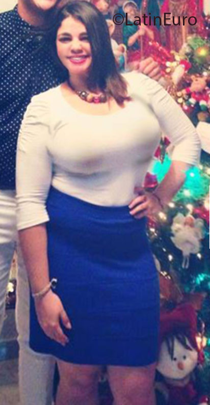 Date this hot Colombia girl Carolina from Baranquilla CO18782