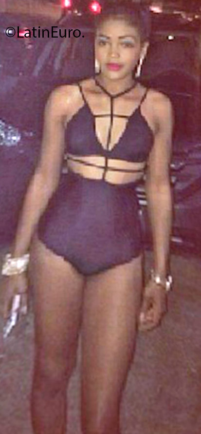 Date this pretty Jamaica girl Monique from Montego Bay JM2291