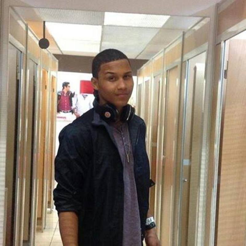 Date this gorgeous Dominican Republic man Trecxer from Santo Domingo DO25630